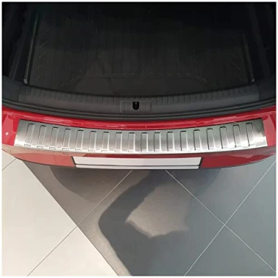 Abbildung von teileplus24 AL157 Ladekantenschutz Aluminium kompatibel mit Seat Leon 4 KL ST Cupra Kombi 2020 , Farbe:Silber