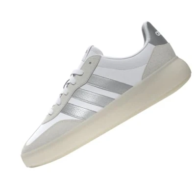 Abbildung von adidas Damen Barreda Decode Sneaker, FTWR White Matte Silver Grey One, 42 2/3 EU
