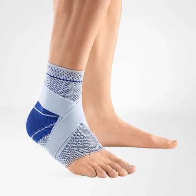 Abbildung von Bauerfeind MalleoTrain S Knöchelbandage, Größe: Links 6, Farbe: Titan