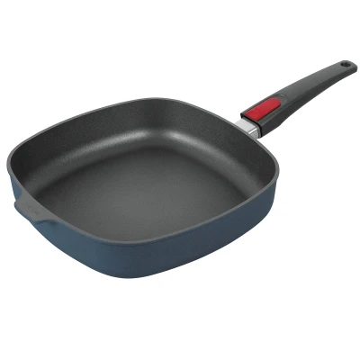 Abbildung von Woll Diamond Lite Viereckpfanne Induktiv , 28x28 cm, 6 cm hoch, mit abnehmbarem Stiel Geeignet für alle Herdarten, Aluguss, backofenfest, anthrazit