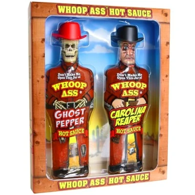 Abbildung von WHOOP ASS Premium Ghost Pepper Hot Sauce und Carolina Reaper Verpackt in Sammelfigurenflaschen Perfekt für Chicken Wings oder ein Geschenk