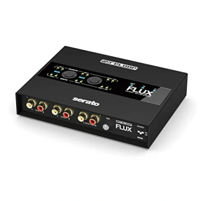 Abbildung von Reloop Flux Clubtaugliches 6x6 IN/OUT USB C DVS Interface für Serato DJ Pro, 24 Bit/96 kHz, kompatibel zu Turntables, CDJs oder anderen Mediaplayern, 2 Port A Hub, robustes Metallgehäuse
