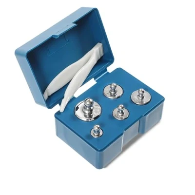 Abbildung von Trimming Shop 100g Kalibrierwaage Gewichtssatz mit Pinzette, verchromt, zur präzisen Überprüfung der Genauigkeit von Taschen und Digitalwaagen, Schmuck, Küchen Laborwaagen (5 Stück)