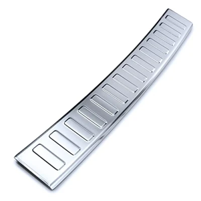 Abbildung von teileplus24 AL186 Ladekantenschutz Aluminium kompatibel mit Mitsubishi Space Star 2. FL 2020 , Farbe:Silber