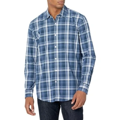 Abbildung von Amazon Essentials Herren Lässiges langärmeliges Popeline Hemd Normale Passform, Marineblau Mittlere Karo, XXL