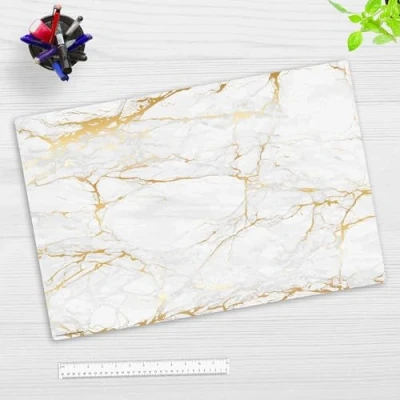Abbildung von cover your desk.de Schreibtischunterlage abwaschbar Weißer Marmor &amp; Gold premium Vinyl Made in Germany, (1 tlg., Format: 60 x 40 cm, 1,6 mm dick)