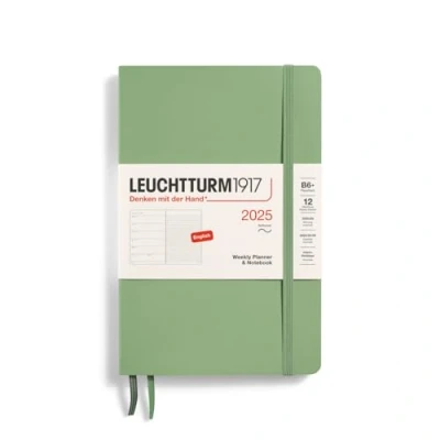 Abbildung von LEUCHTTURM1917 370656 Wochenkalender &amp; Notizbuch Paperback (B6+) 2025, Softcover, Salbei, Englisch