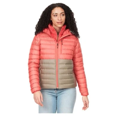 Abbildung von Marmot Women Highlander Hoody, Warm Down Jacket, Insulated Hooded Winter Coat, Breathable 700 FP Puffy, Lightweight Packable Outdoor Windproof