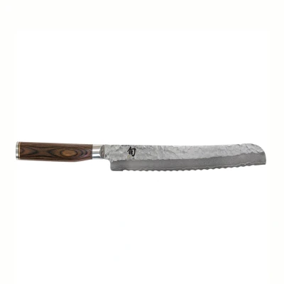 Abbildung von KAI Shun Premier Tim Mälzer japanisches Brotmesser 23 cm Klingenlänge VG MAX Kern 61 HRC, 32 Lagen Damast hochglanzpoliert Pakkaholz mittelbraun gemasert Hammerschlagoberfläche Made in Japan