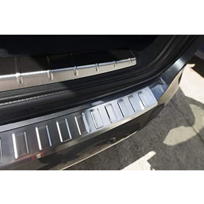 Abbildung von teileplus24 L569 Ladekantenschutz V2A Edelstahl kompatibel mit BMW X1 F48 2015 2022 Abkantung
