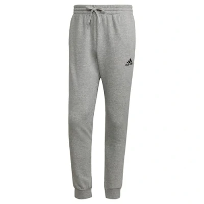 Abbildung von adidas Herren Essentials Fleece Regular Tapered Pants, Medium Grey Heather / Black, XL Tall 3 inch
