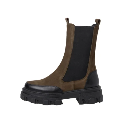 Abbildung von s.Oliver Chelsea Stiefel 5 25467 39 Grün Red Label