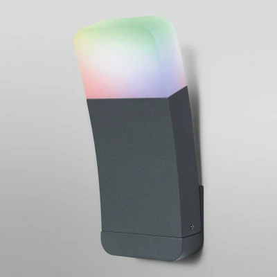 Abbildung von LEDVANCE Smarte LED Aussenleuchte für die Wand mit WIFI Technologie, Leuchte Außen, RGB Farben änderbar, dunkelgr. Aluminium, Kompatibel Google und Alexa Voice Control, SMART+ CURVE WALL
