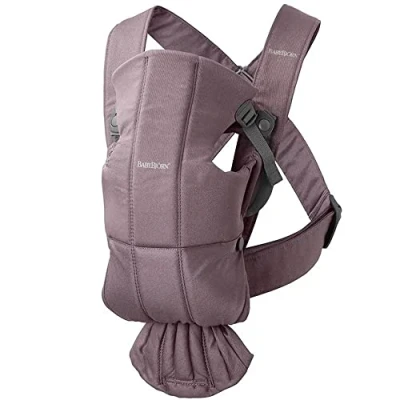 Abbildung von BabyBjörn Babytrage Mini Cotton, Dunkellila