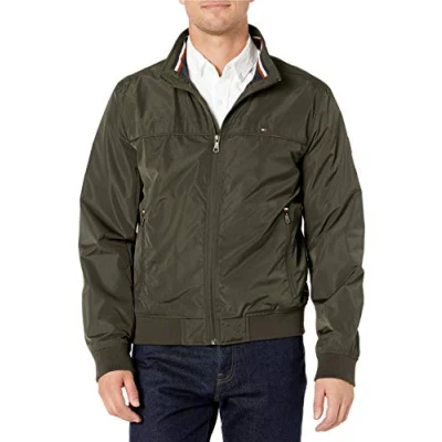 Abbildung von Tommy Hilfiger Herren Performance Faux Memory Bomber Jacket Übergangsjacke, Armeegrün, ungefüllt, XXL