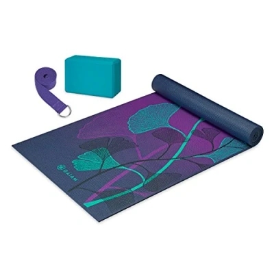 Abbildung von Gaiam Yoga Set für Anfänger (Yogamatte, Block, Gurt), Lilienschatten