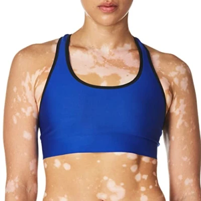 Abbildung von Champion Damen, Absolute, Moderate Support, Medium Impact Bra for Women Sport BH, Surfen Sie im Web/Schwarz