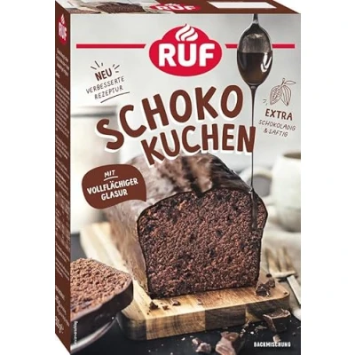 Abbildung von RUF Schokokuchen, Backmischung für einen Kastenkuchen aus besonders schokoladigem Rührteig mit vollflächiger Schoko Glasur