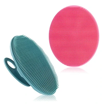 Abbildung von INNERNEED Weiche Körperreinigungsbürste aus Silikon, Duschschrubber, sanftes Peeling und Massage für alle Hauttypen (Rosa + Dunkelgrün)