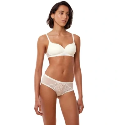 Abbildung von Triumph Delightful Spotlight Hipster Slip, Damen, Größe: 46, Silk white