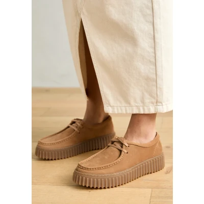 Abbildung von Clarks Torhill BEE Sportlicher Schnürer, Damen, Größe: 36, Light tan Nubuk
