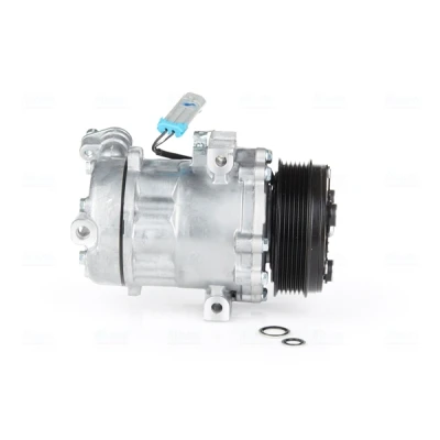 Abbildung von NISSENS 890388 Kompressor SD6V10 12 PAG 46 R 134a OPEL: Meriva A, Corsa C Schrägheck, Combo Kasten / Kombi, SUZUKI: SWIFT 3, 4, IGNIS 2