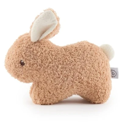 Abbildung von Bieco Kuscheltier Hase Fine aus Bouclé mit quietschender Karotte 20 cm Baby Plüsch Stofftier Teddy Plüschtier Stofftierhase Kuscheltiere Mädchen