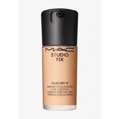 Abbildung von MAC Studio FIX Fluid SPF15 Foundation, Größe: 30 ml, C4