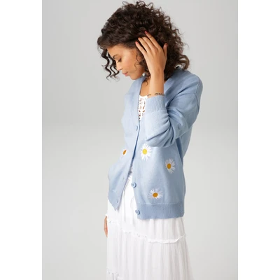 Abbildung von Aniston CASUAL Strickjacke mit aufgestickten Margeriten verziert NEUE KOLLEKTION