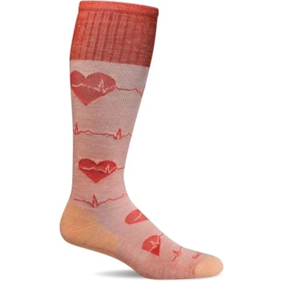 Abbildung von Sockwell Damen Kompressionssocken, Herzschlag, moderat, abgestuft, Pfirsich, Small Medium