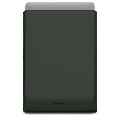 Abbildung von Woolnut beschichtete Hülle für MacBook Pro 16&quot;, grün