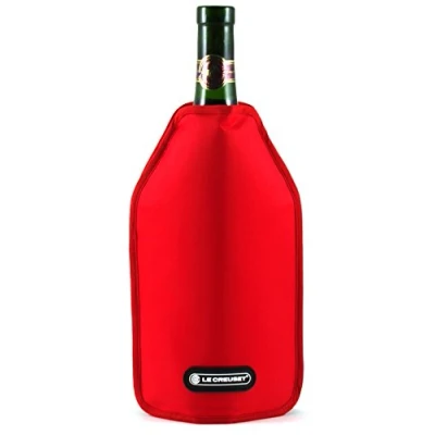Abbildung von Le Creuset, Aktiv Weinkühler für Wein oder Champagner, Kirschrot, Wasserabweisender Stoff, WA 126, 59142010606068