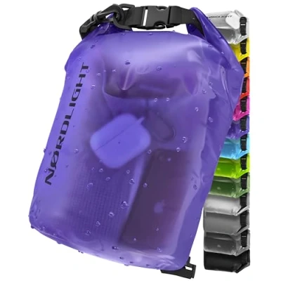 Abbildung von Nordlight Dry Bag 20L Wasserdichter Beutel (Lila) Packsack Mit Roll Top Verschluss Und Schultergurt Schwimmen, Baden, Strand, Kanu, Stand Up Paddling, Tauchen