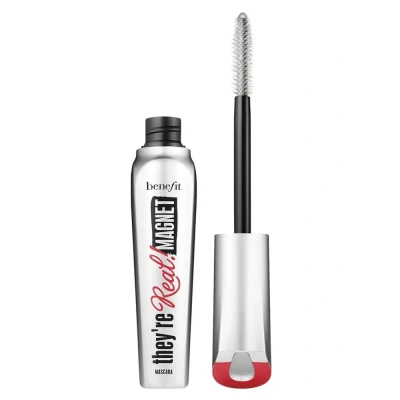 Abbildung von Benefit They&#039;re Real! Magnet Wimperntusche Supercharged Black 9 g