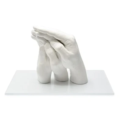 Abbildung von Lucky Hands® Family Abformset Trio+ 3D Familien Handabdruck DIY Set für 3 4 Erwachsenenhände Gipsabdruck Familie Auch Kinder und Jugendliche (Acrylsockel 20 x 30 cm)