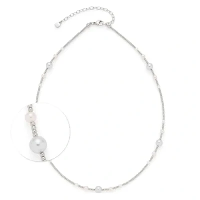 Abbildung von JEWELS BY LEONARDO Halskette Elsana, kurze Kette aus silberfarbenem Edelstahl, Imitationsperlen in Weiß, Creme und Hellgrau, 45 50 cm Länge, Schmuck Geschenk, 024333