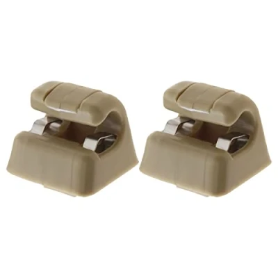 Abbildung von YINETTECH 2 x Auto Sonnenblende Haken Clips, kompatibel mit W123 W124 W126 W140 W201 W463 A1268100012 126 810 00 12 8412 Visierzubehör, Kunststoff, Beige