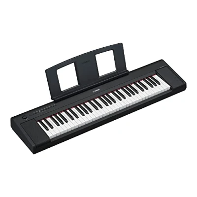 Abbildung von Yamaha Home Keyboard Piaggero, NP 15B, schwarz, mit 61 Tasten, inklusive Netzteil und Notenhalter