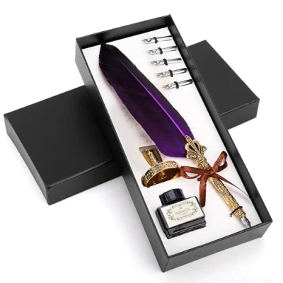 Abbildung von Belle Vous Cuttermesser Calligraphy Pen Set with Holder Purple feather, (1 tlg)