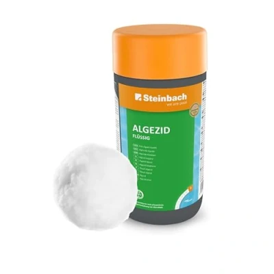 Abbildung von Steinbach Poolpflege Set Algezid + Filterbälle flüssig, 1 l mit 700g ideal zur Reinigung des Pools Poolwasser sauber und kristallklar