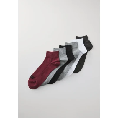 Abbildung von Levi&#039;s 6 PACK Socken, Herren, Größe: 39 42, Multicoloured