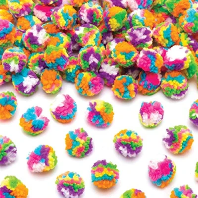Abbildung von Baker Ross AT762 Woll Pompons in Regenbogenfarben, 80 Stück, Bastelverzierungen, ideal für Winterkunst und Bastelprojekte Kinder
