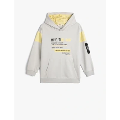 Abbildung von Koton Boys Hoodie Kangaroo Pocket Printed Detail Long Sleeve Cotton