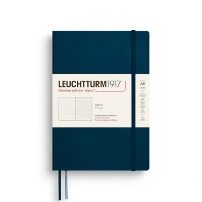 Abbildung von LEUCHTTURM1917 372205 Notizbuch Medium A5, Softcover Schreibbuch, 123 nummerierte Seiten, Deep Sea, dotted