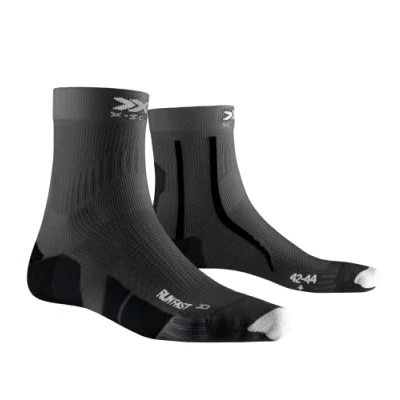 Abbildung von X Socks Run Fast 4.0 Laufsocke Schwarz Unisex Grösse 45 47