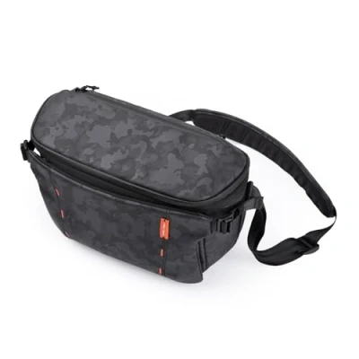 Abbildung von PGYTECH OneMo Sling Kameratasche 11L 13L, wasserdichte Fototasche Kamera Umhängetasche Herren Schultertasche, SLR Tasche für Sony/Canon/Nikon/DJI Mini 4 Pro/DJI Avata 2/DJI Mavic/Stativ/Laptop,Camo