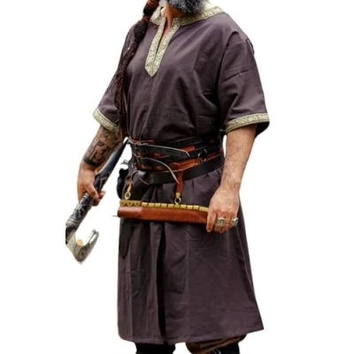 Abbildung von Leonardo Carbone® Kurzarm Tunika Richard Mittelalter Kleidung Herren, Hemd, Freizeithemden Kurzarm, Karneval Kostüm, Wikinger Tunika, LARP 100% Baumwolle Dunkelbraun S
