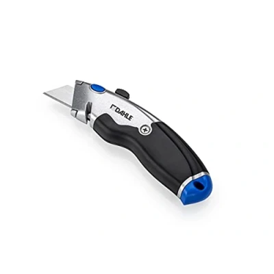 Abbildung von Dahle Heavy Duty Cutter (Trapezklinge, Metallgehäuse, mit Paketbandabschneider, inkl. 3 Ersatzklingen) schwarz / silber