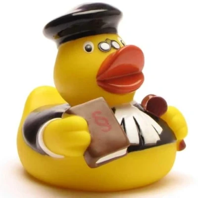Abbildung von DUCKSHOP I Badeente Richter Quietscheente L: 7,5 cm inkl. Badeenten Schlüsselanhänger im Set Geschenk für öffentlichen Dienst