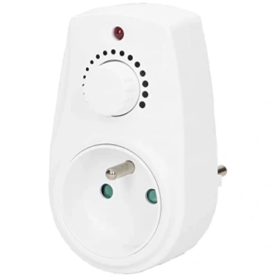 Abbildung von Orno OR AE 13114 Dimmer mit Netzsteckdose max. 280 Watt, Weiß